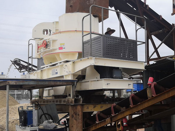 時產(chǎn)100噸的制沙廠