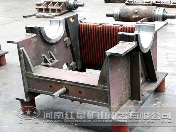 煤矸石粉碎機構成 煤矸石粉碎機構成