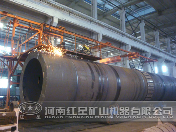 烘干機(jī)生產(chǎn)現(xiàn)場 烘干機(jī)生產(chǎn)現(xiàn)場