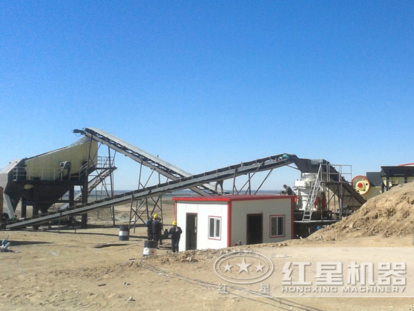 圓錐破生產(chǎn)線安裝、調(diào)試現(xiàn)場(chǎng)