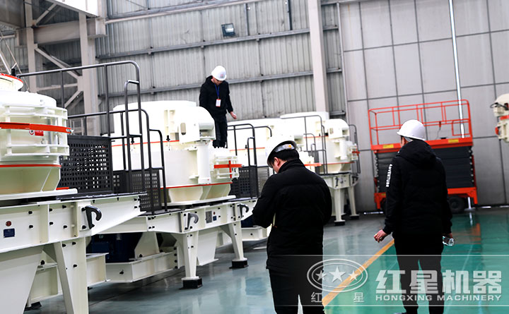 時產(chǎn)40噸環(huán)保制砂設(shè)備用戶 時產(chǎn)40噸環(huán)保制砂設(shè)備用戶