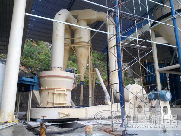 紅星磨粉機(jī)用戶生產(chǎn)現(xiàn)場