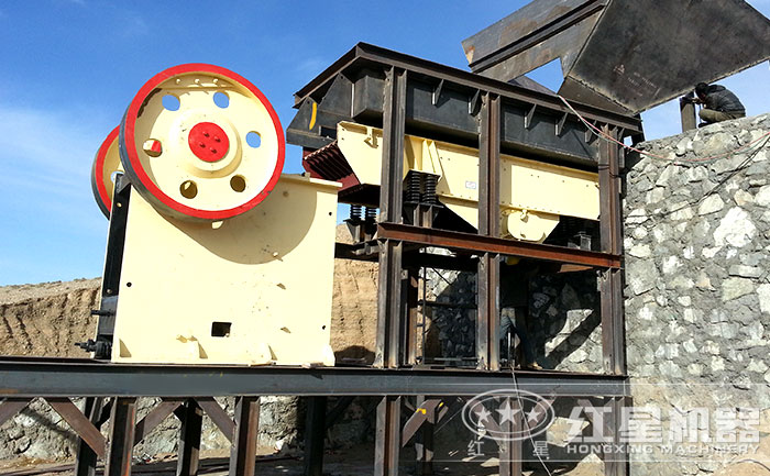 煤炭粉碎機作業(yè)現(xiàn)場 煤炭粉碎機作業(yè)現(xiàn)場