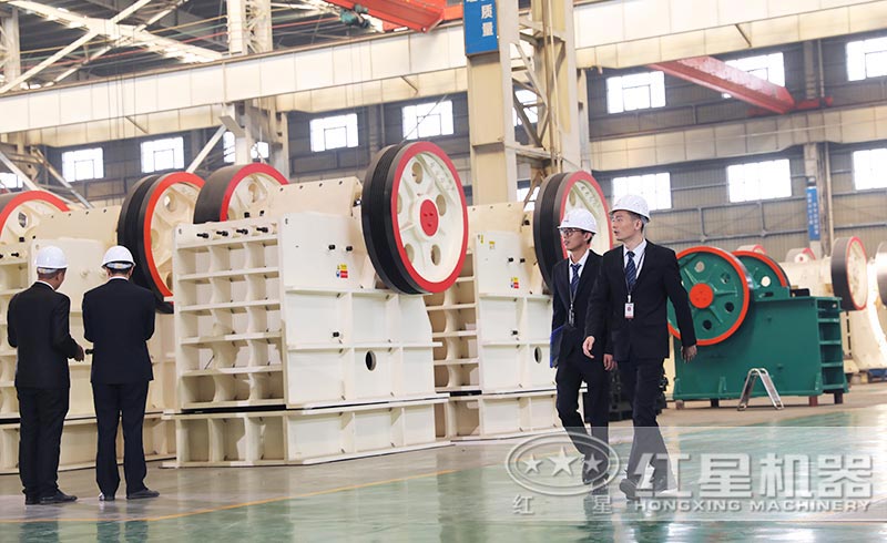 顎式破碎機(jī) 顎式破碎機(jī)