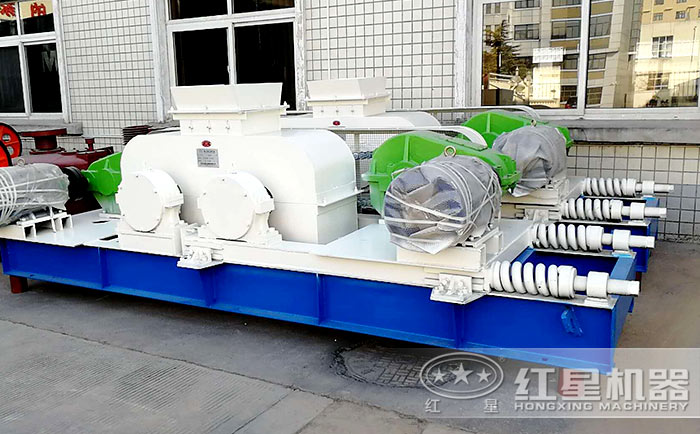 對輥制砂機(jī)