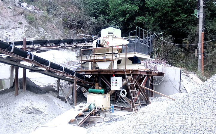 制砂機(jī)客戶現(xiàn)場 制砂機(jī)客戶現(xiàn)場