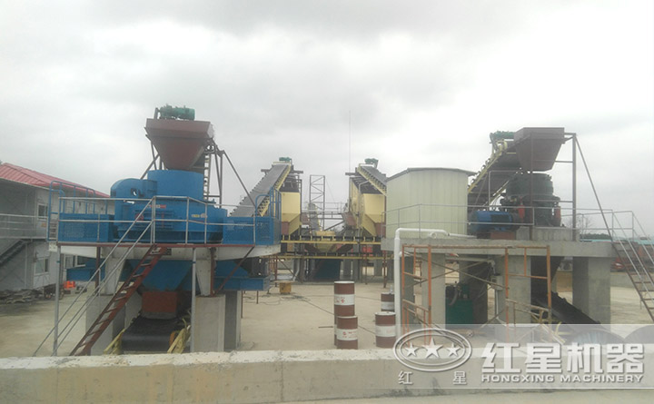 制砂機(jī)現(xiàn)場(chǎng) 制砂機(jī)現(xiàn)場(chǎng)