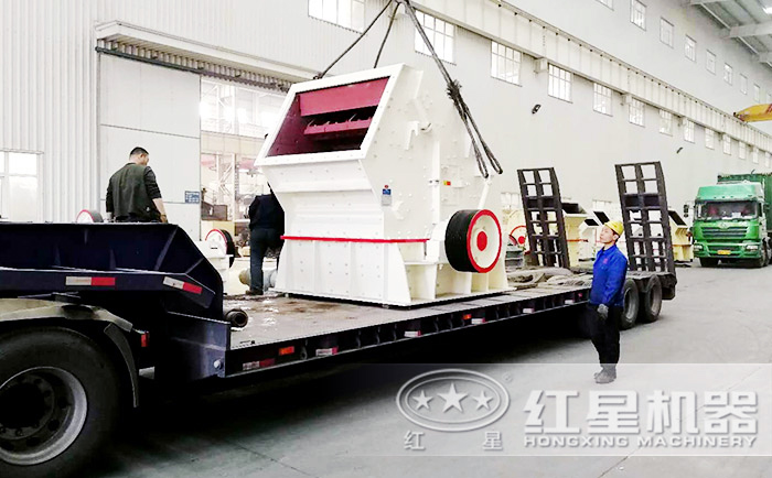 反擊破裝車、發(fā)貨現(xiàn)場