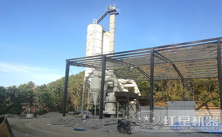 高嶺土磨粉生產線現(xiàn)場
