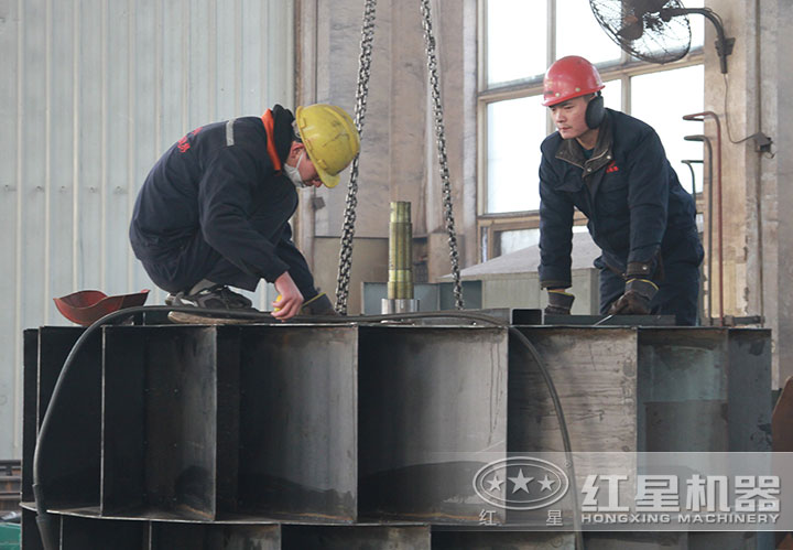 任勞任怨，只為您一個認(rèn)可的眼神