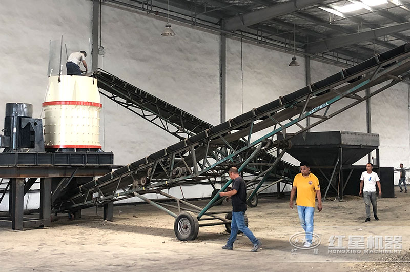復(fù)合式制砂機(jī)設(shè)備應(yīng)用現(xiàn)場